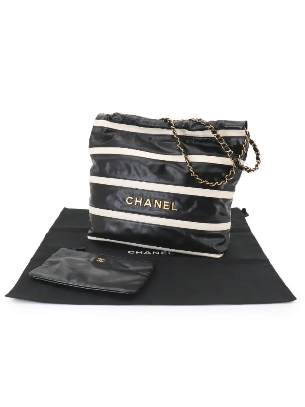Chanel 22 Small Chain Shoulder Bag Calfskin